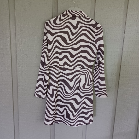 River Island Swirl Wavy Cream Brown Shirt Dress 6 See Pics for SmallDefects NWOT - Picture 3 of 16